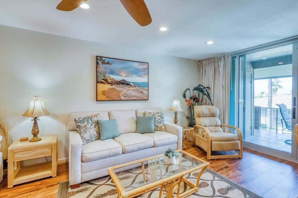 Bright Coastal Living With Island Charm