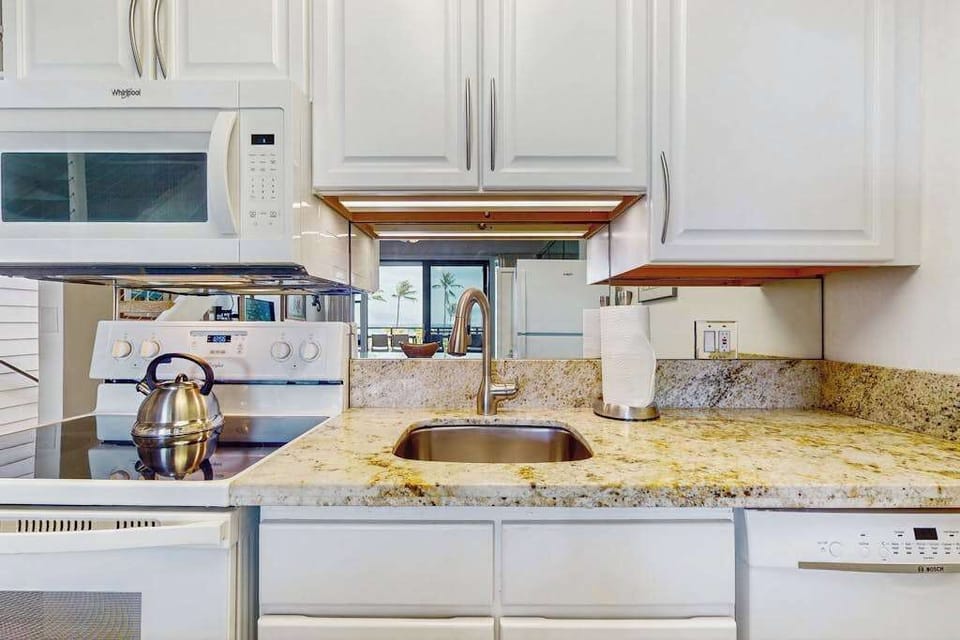 Updated fully stocked kitchen for all of the chef's needs.