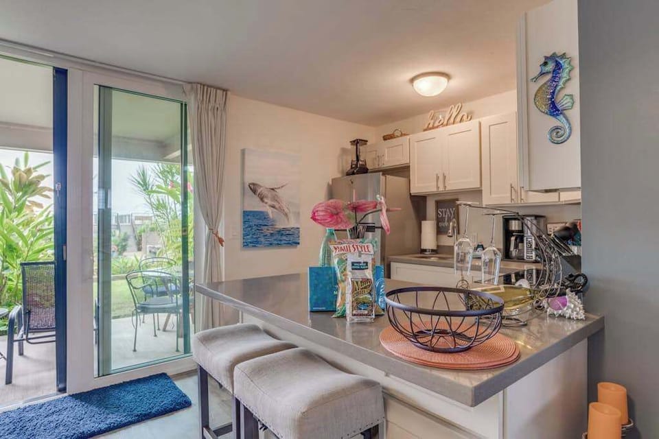 Modern Kitchen Ready For Vacation Feasts