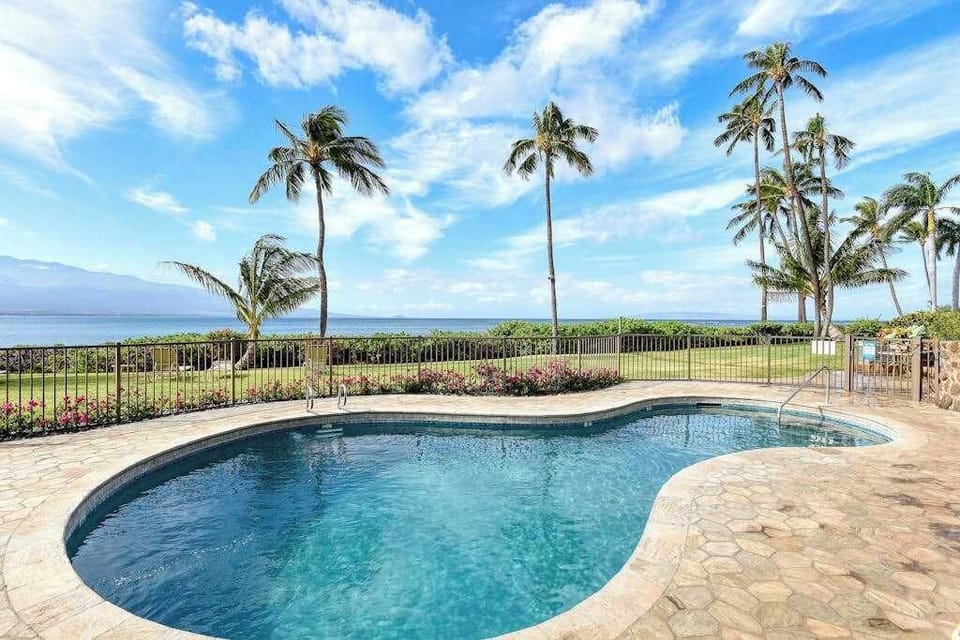Maalaea Banyans Pool