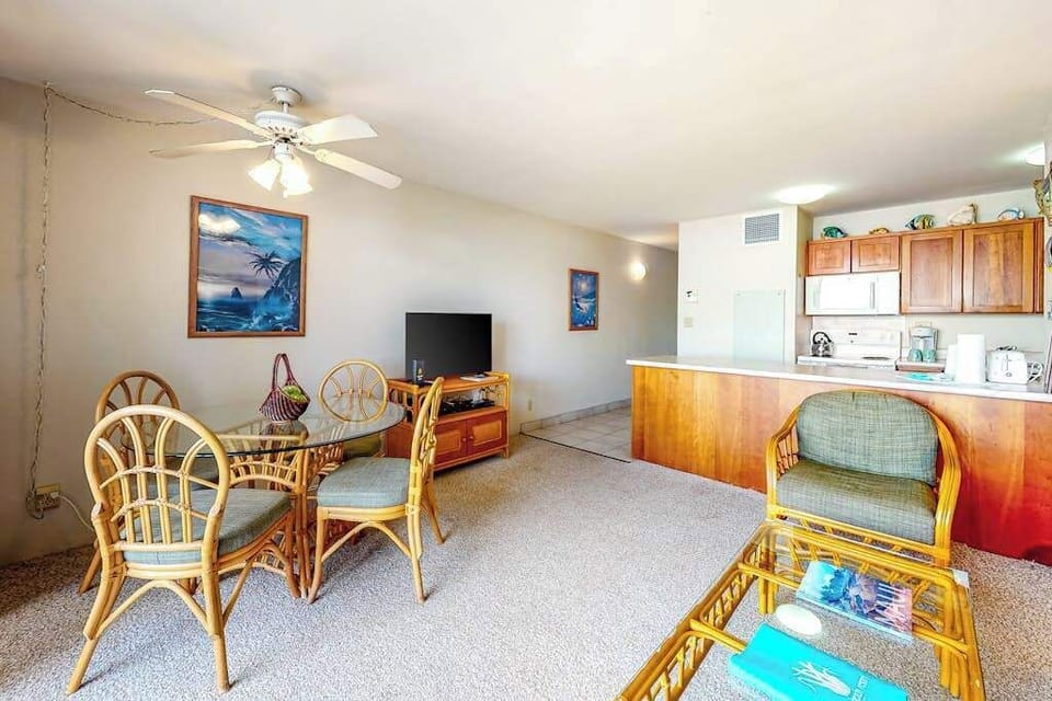 This open concept design allows for lots of natural light.