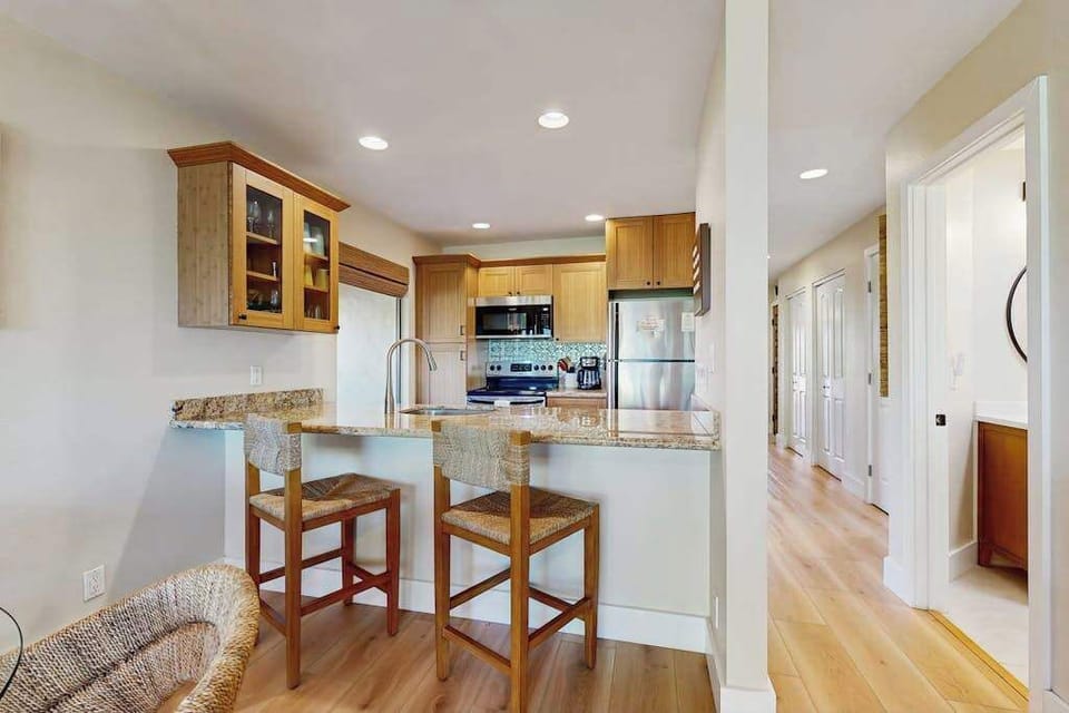Convenient breakfast bar for quick meals