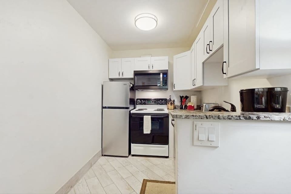 Bright Kitchen Ready For Every Meal
