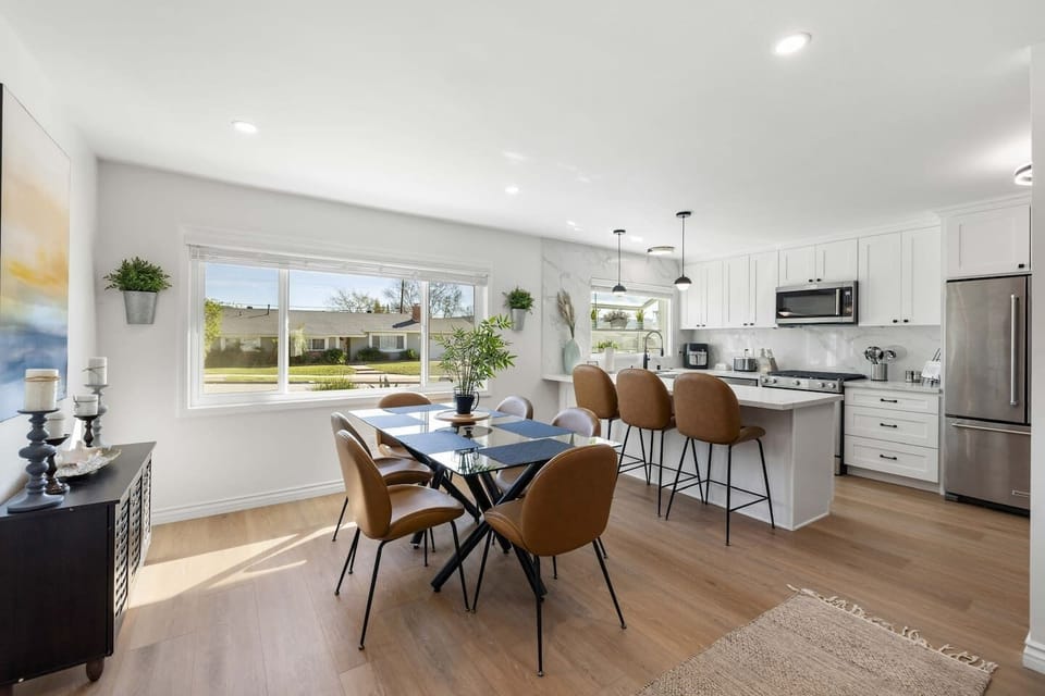 Dining area / Kitchen