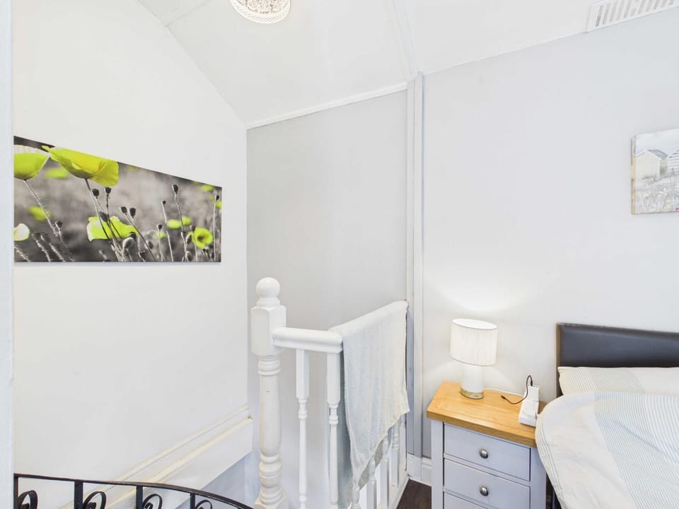The Mews - 1 Bed Holiday Home - Langland (10651)