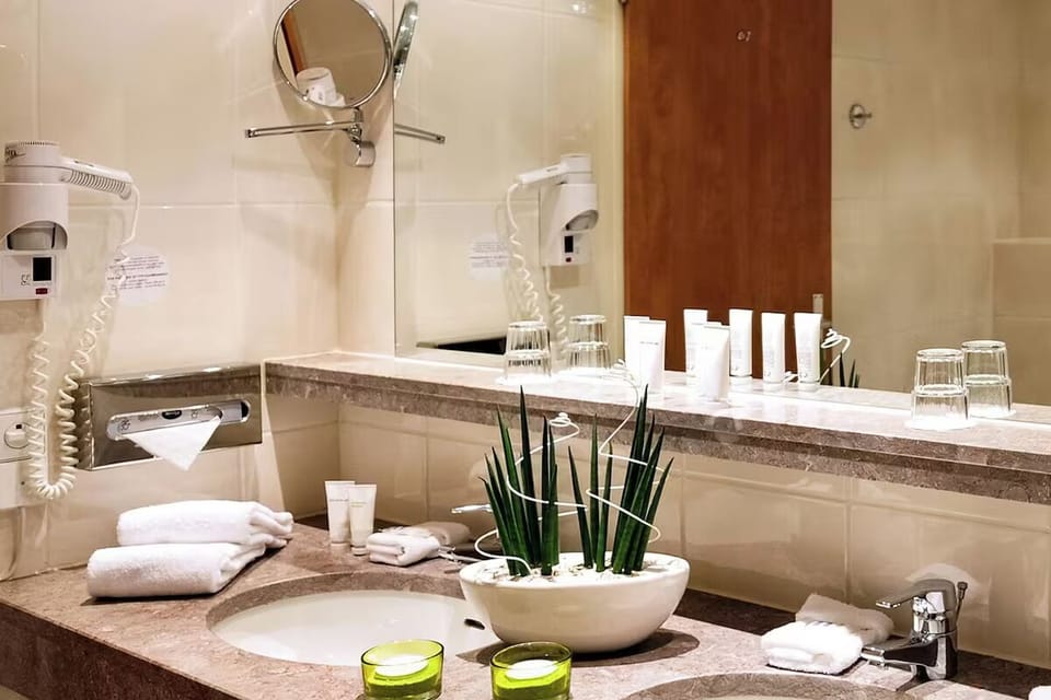 Enjoy a streamlined room setup designed for easy, comfy stays.