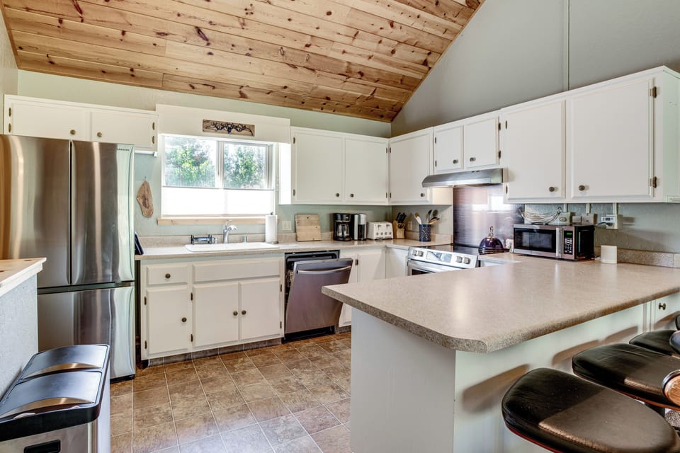 Kitchen | 2nd Floor