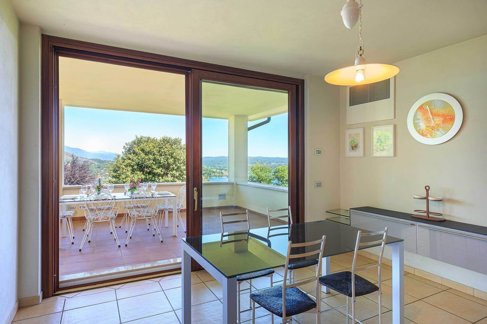 Villa Sveva - Arona, Lake Maggiore, Italy - by NORTHITALY VILLAS vacation villa 