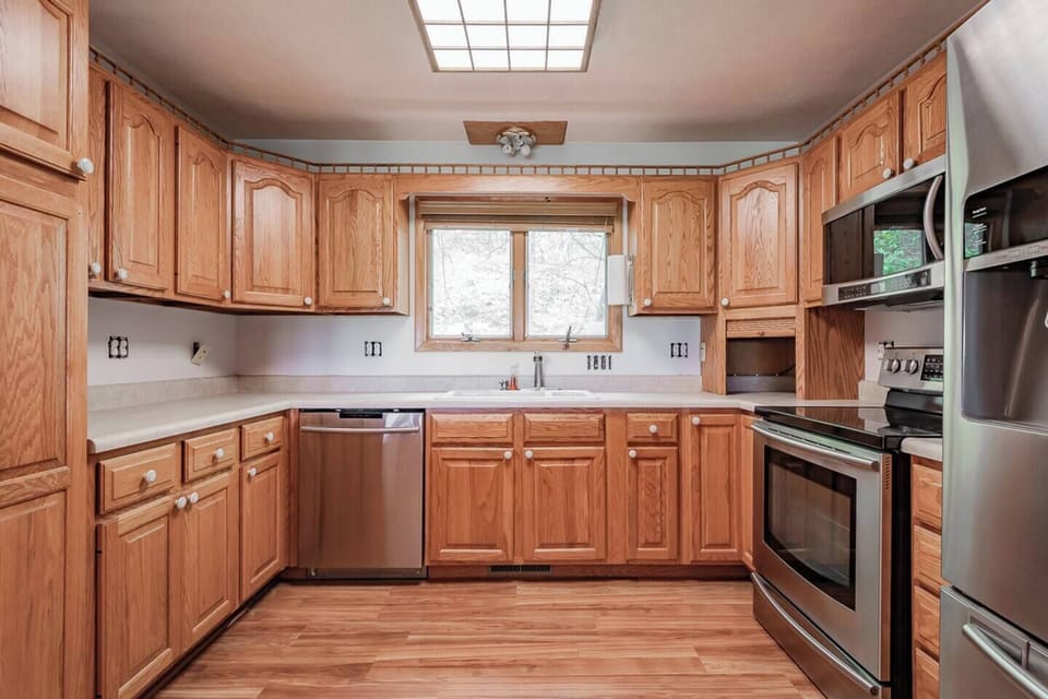Fully stocked kitchen