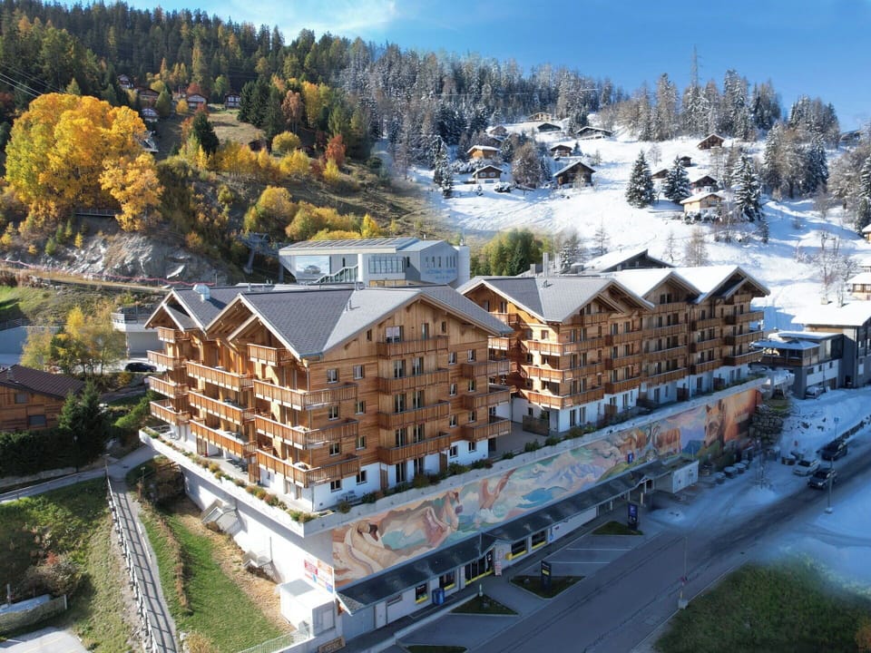 Urban Design, Apartment, Winter, Condominium, Village, Mountain Village, Alps, Hotel, Balcony, Lumber