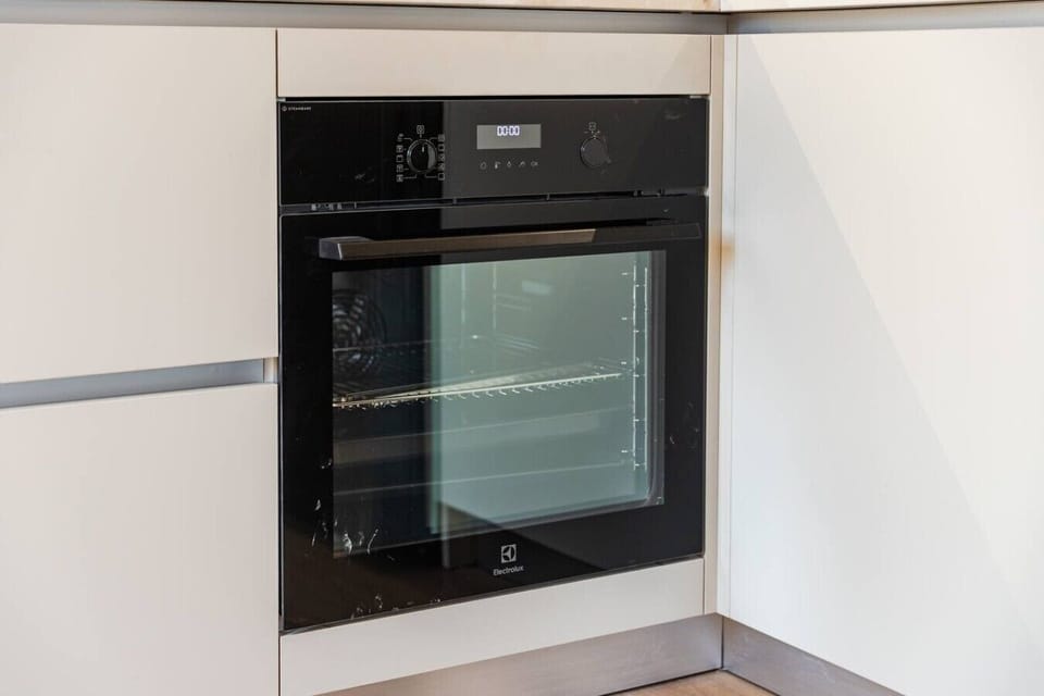 Fully-equipped kitchen details