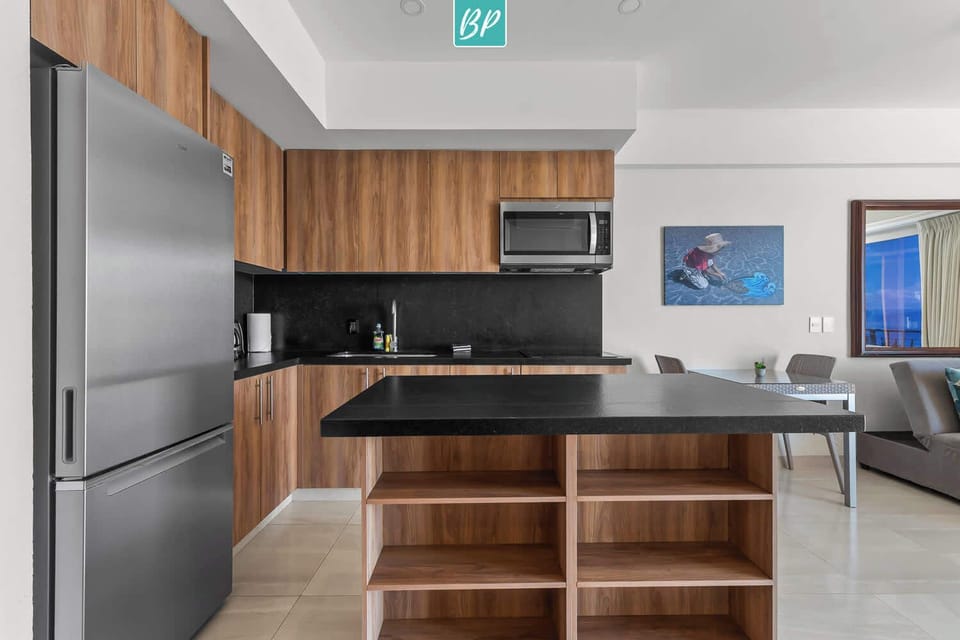 Fully Equipped Kitchenette