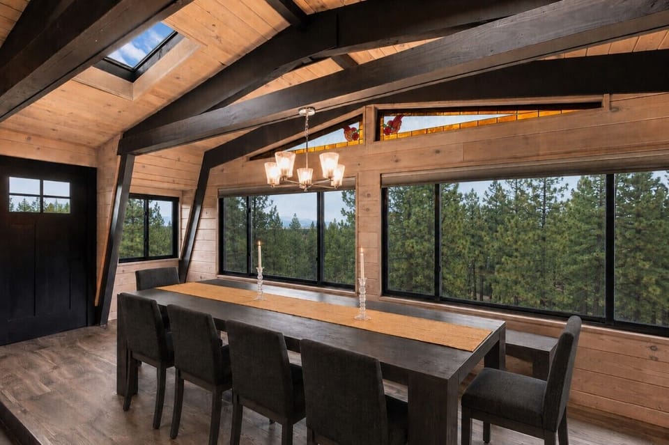 Dining with Seating for 12