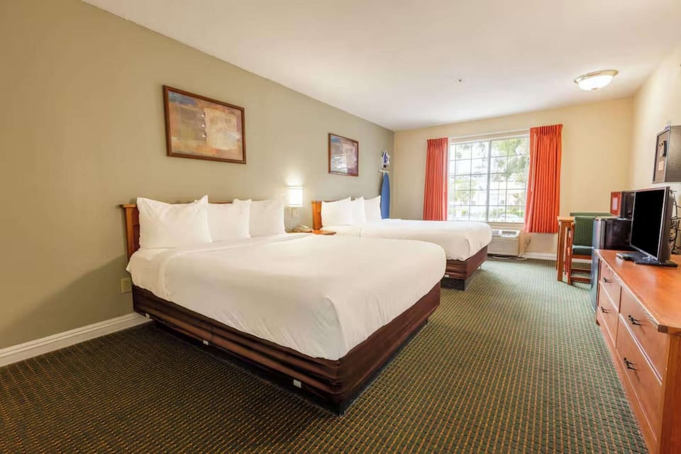 Holiday Home Facilities and Services