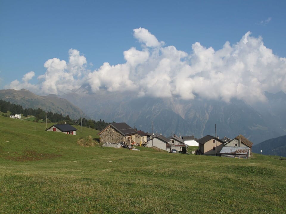 Mountainous Landforms, Mountain, Hill, Mountain Range, Highland, Grassland, Hill Station, Rural Area, Pasture, Ridge