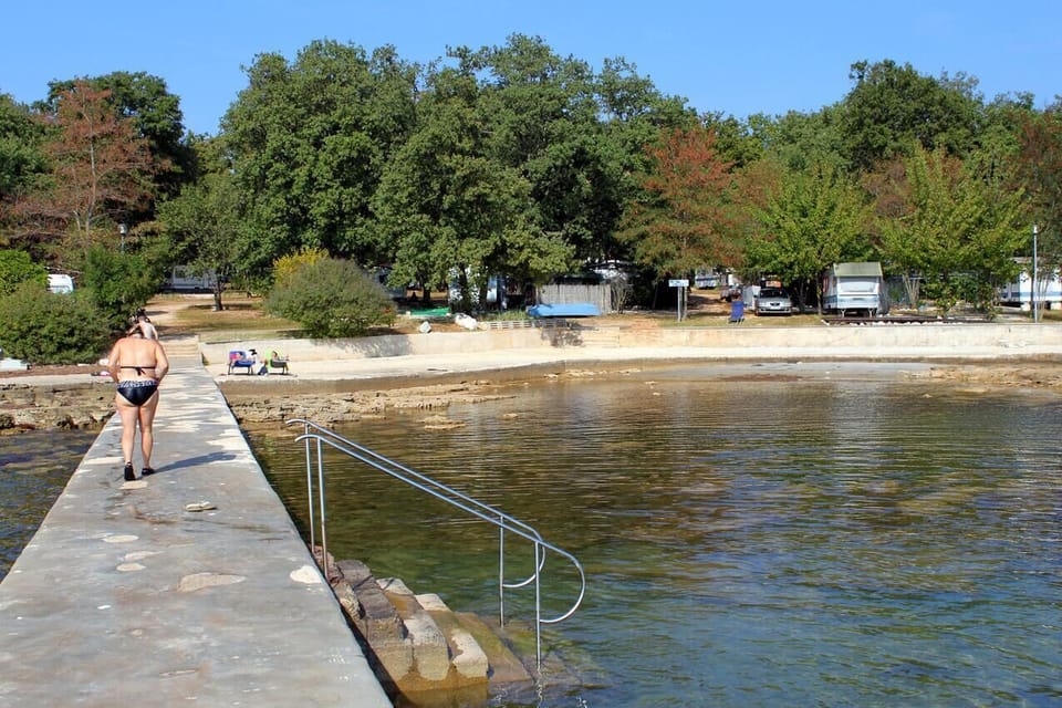 Nearby beaches