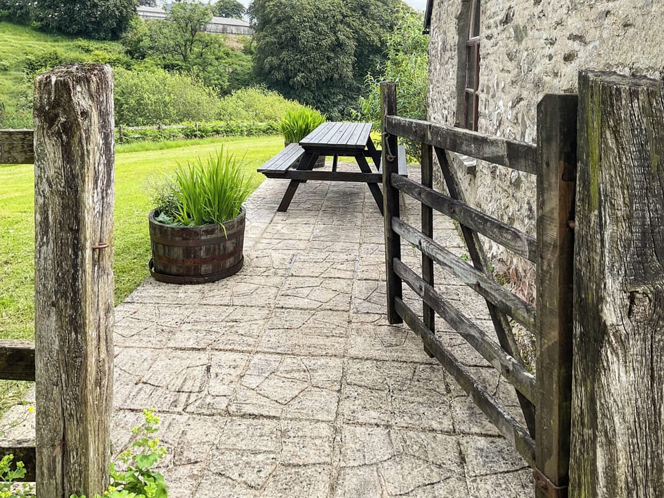 Exterior | Smiddy - West Hollowcombe Farm, Dulverton