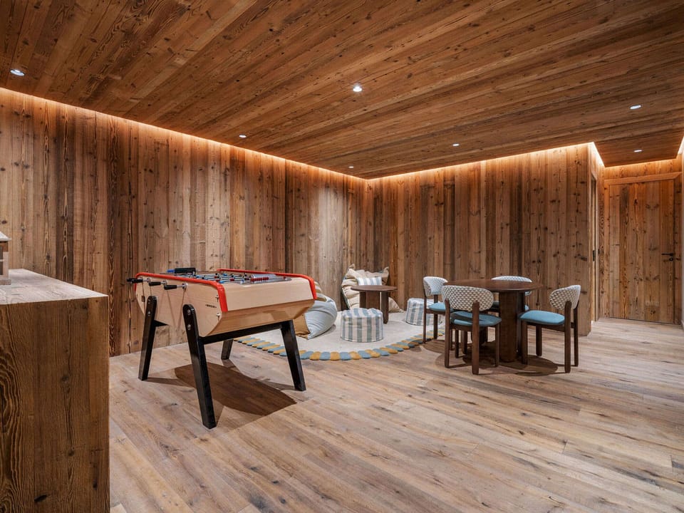 Game room