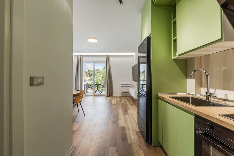 Fully-equipped kitchen