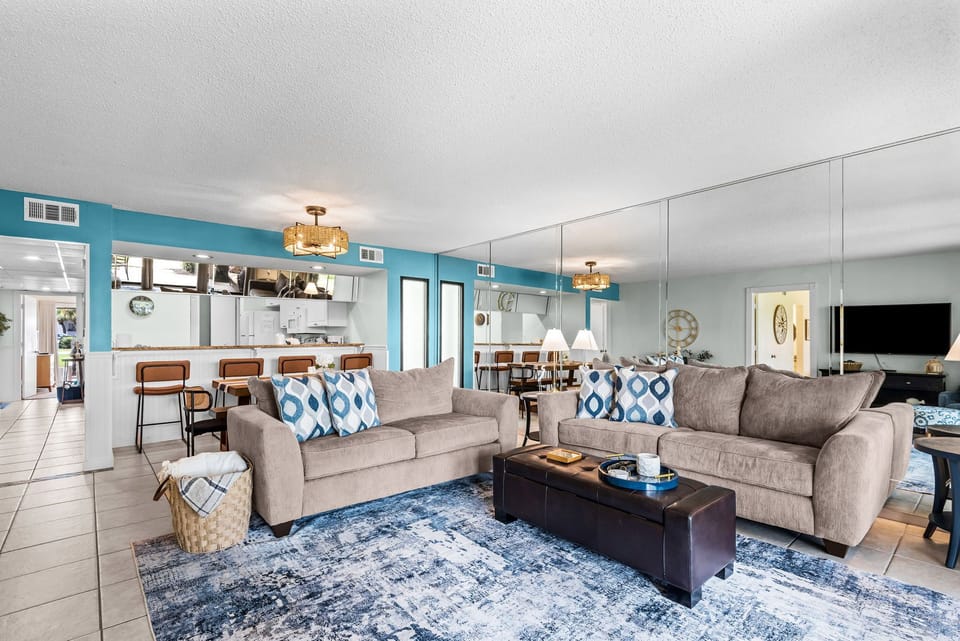 Edgewater Golf Villa 2801