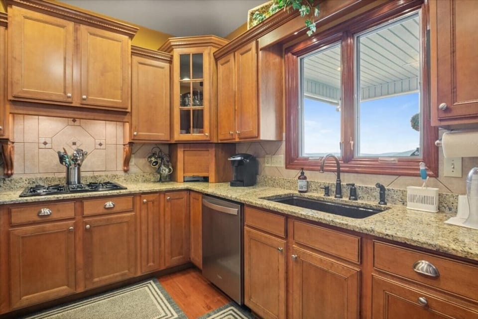 Enjoy the views while cooking in the well equipped kitchen