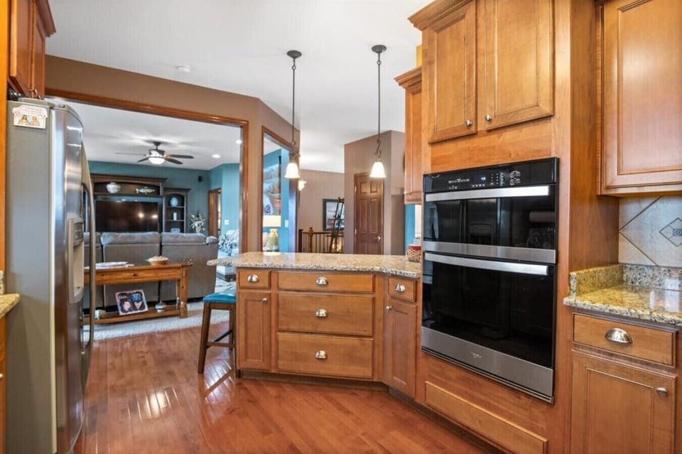 Kitchen with dual ovens