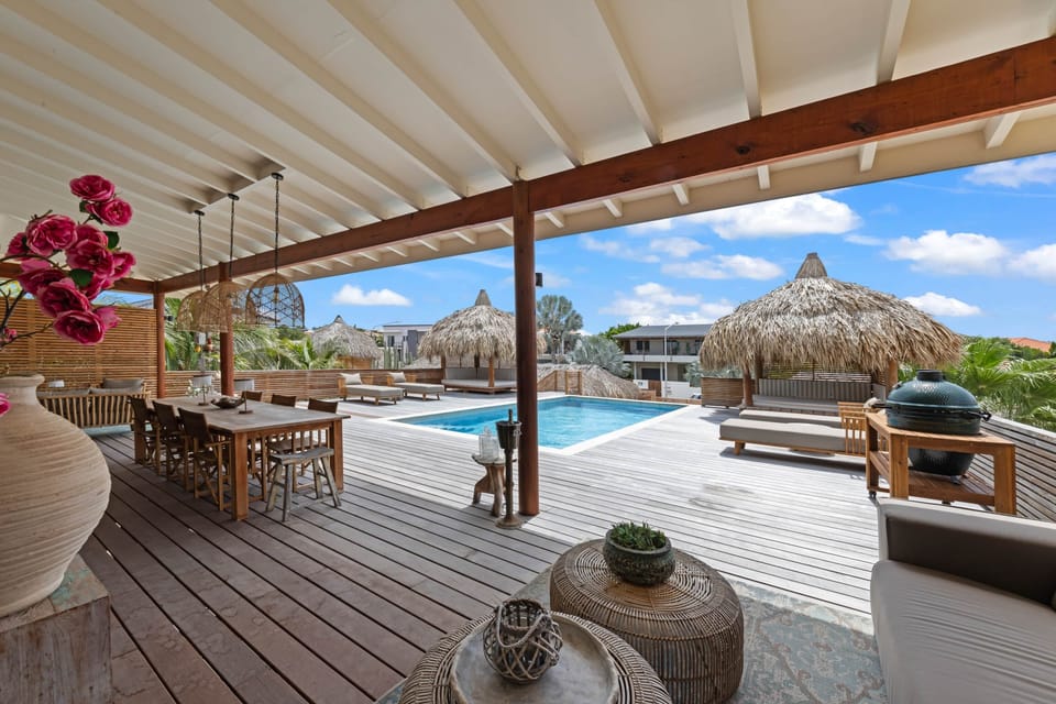 Terrace with BBQ and palapas for relaxing