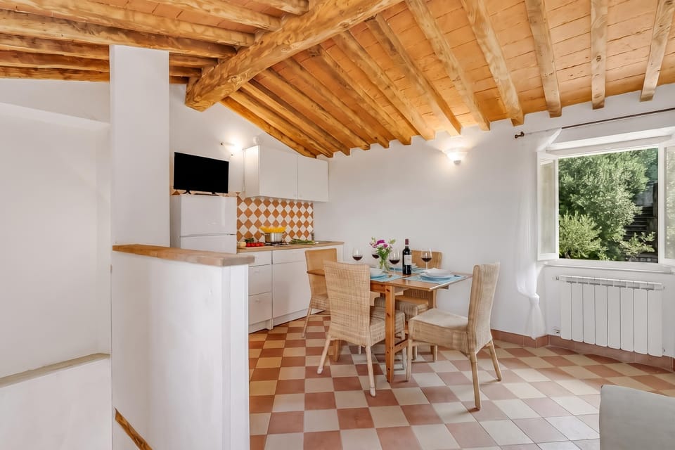 Kitchen and dining area