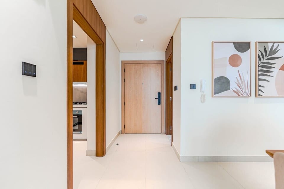 Hallway_1