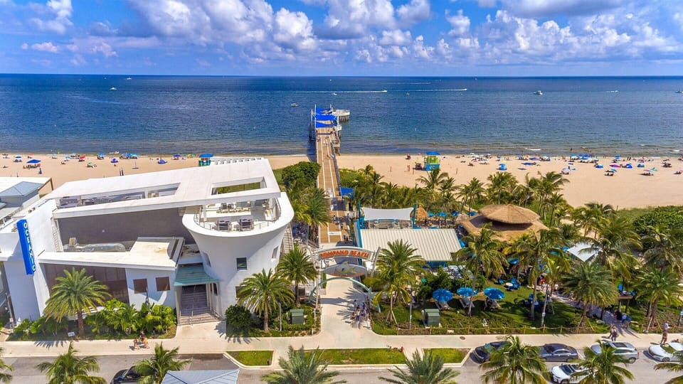 Pompano Beach Pier, Shops & Restaurants in walking distance, located just 7 blocks away!