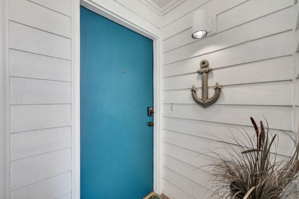 Front Door | Oceans 22 | 22 Beach Club Villas, Wild Dunes | IOP Escapes