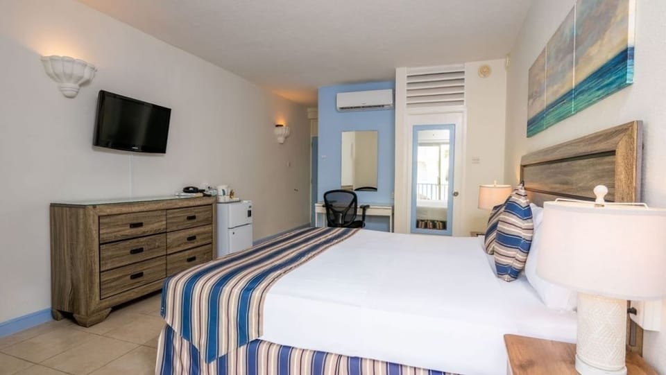 Bedroom. Interior and views may vary based on location and availability.