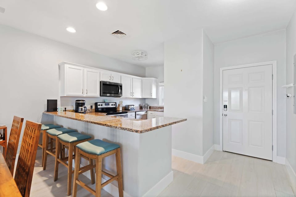 Kaibo Beachfront Escape 15B - Kitchen