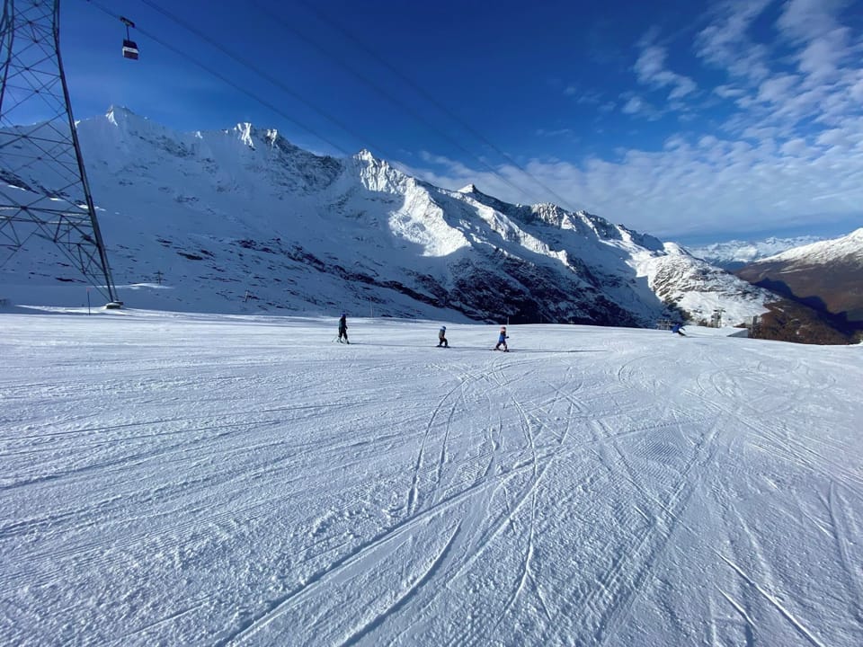 Snow and ski sports