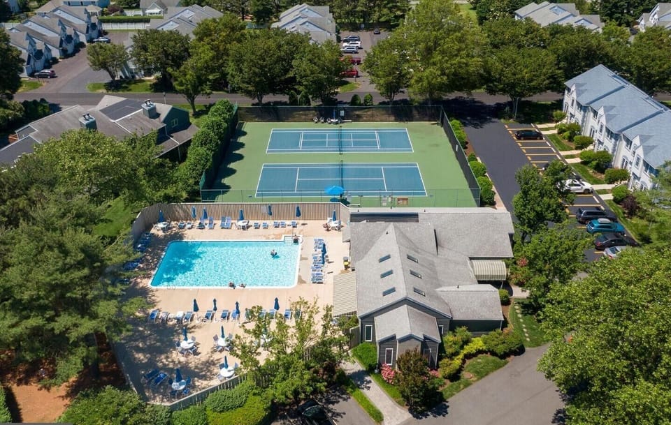 Eagles Landing Pool