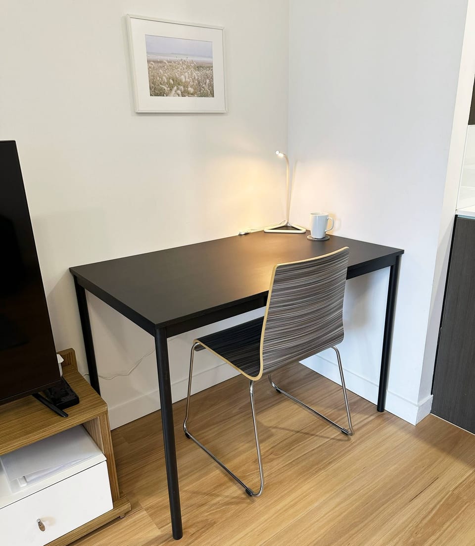 Dedicated workspace with high-speed Wi-Fi