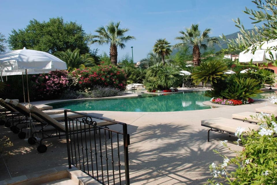 Holiday Home Swimming Pool