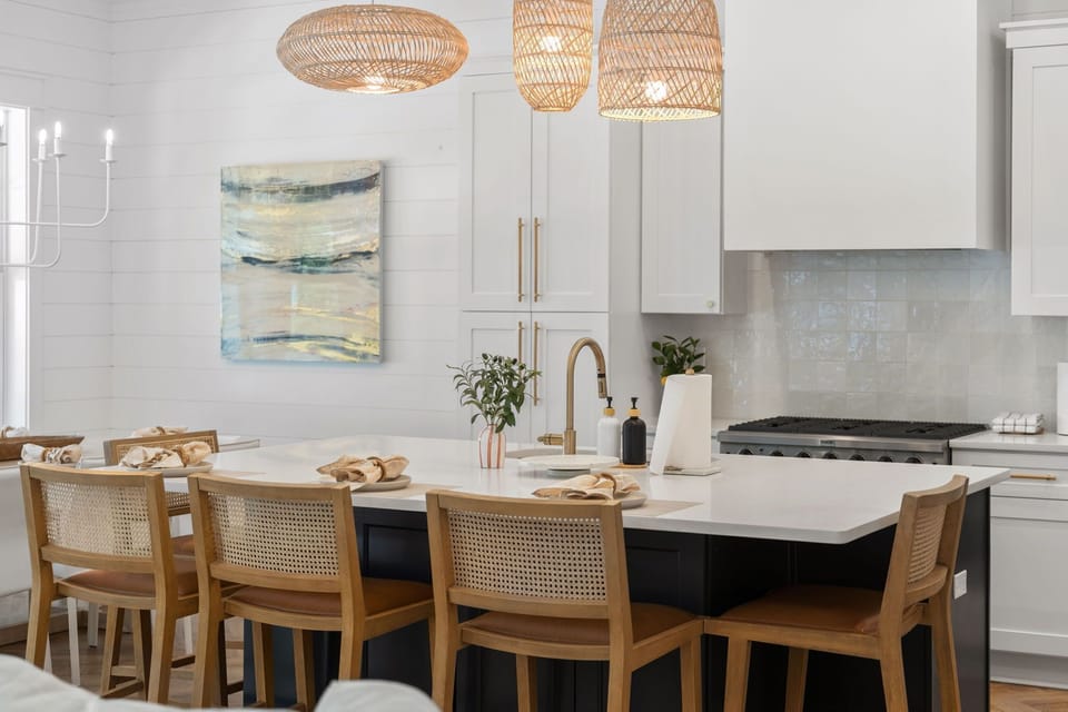 **Chefs Kitchen** After sunset, you can pull up a seat, uncork a bottle, and let conversations stretch from dinner prep well into the evening.