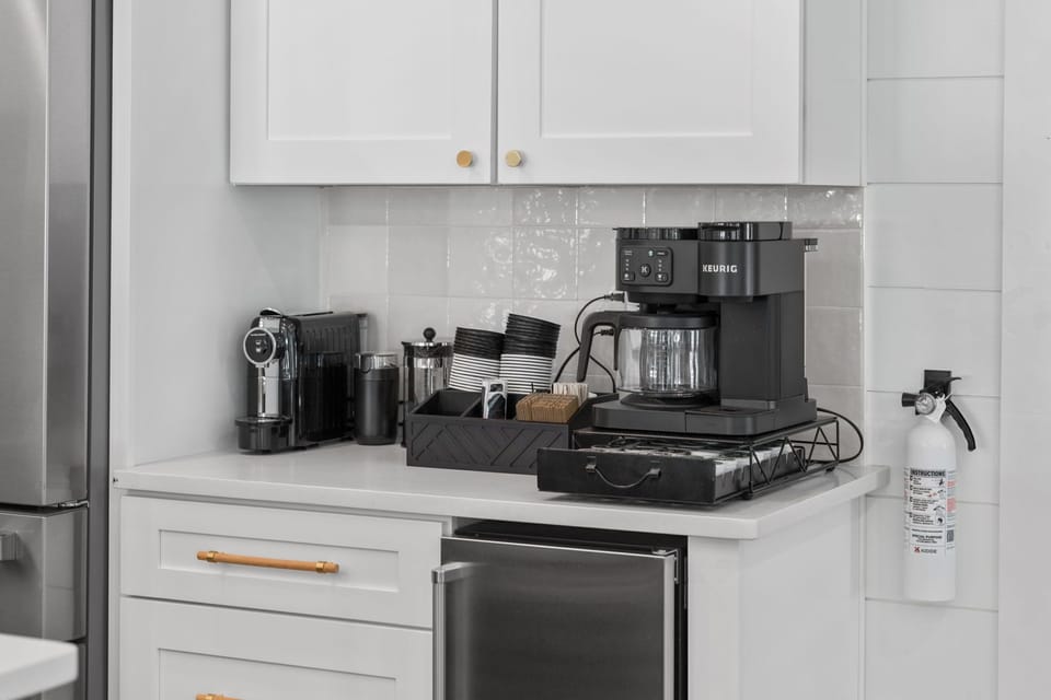 **Coffee Bar** Whether you’re grabbing a quick cup before the beach or settling in for a slow morning, everything you need is right within reach.