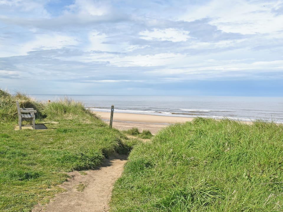 Surrounding area | Sandy Toes, Bacton