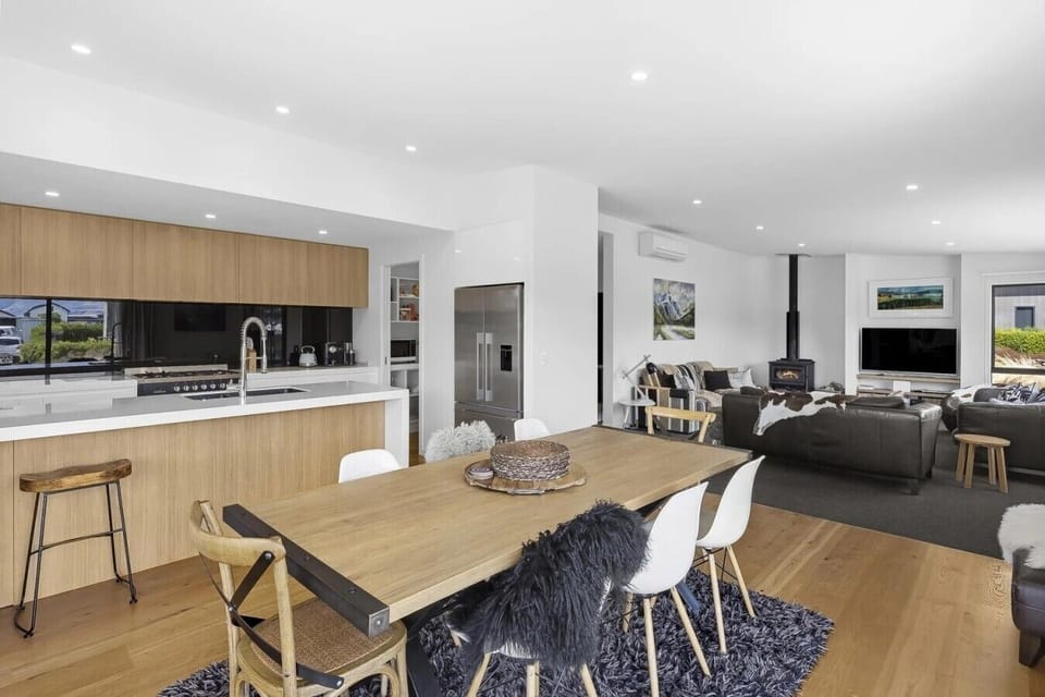 Spacious interiors flow effortlessly from kitchen to lounge