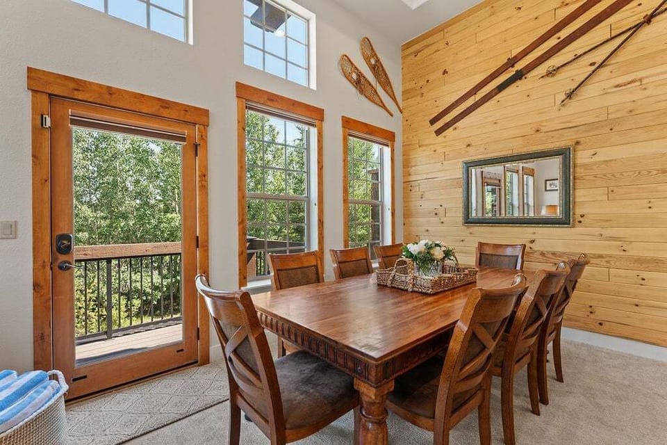 Main Floor Dining Table with Amazing Views