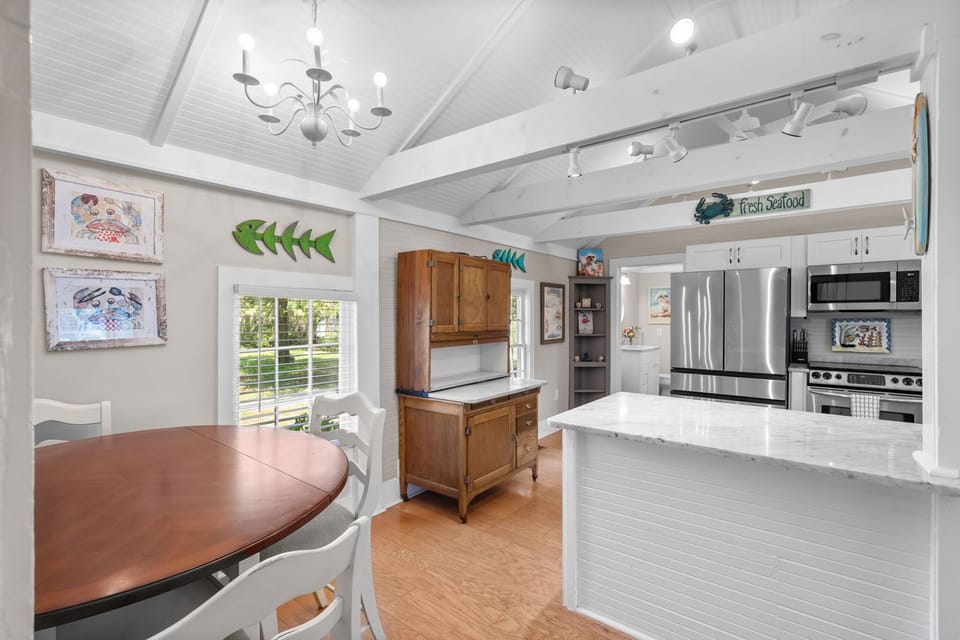 Kitchen Breakfast nook