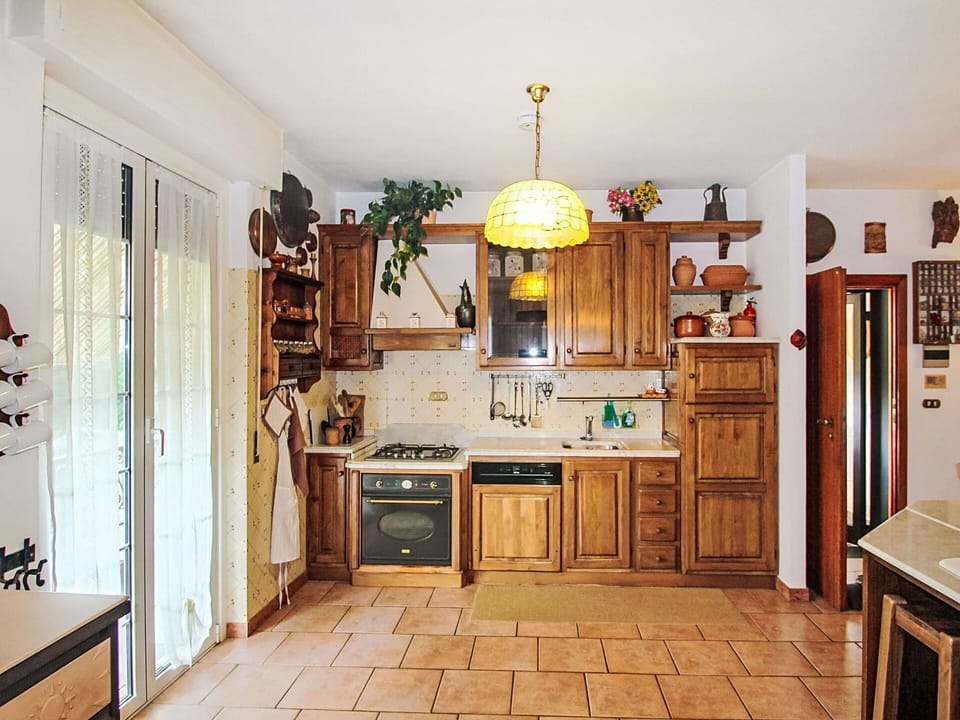 Furniture, Kitchen & Dining Room Table, Chair, Floor, Sea, Balcony, Ocean, Resort, Eco Hotel, Dining Room