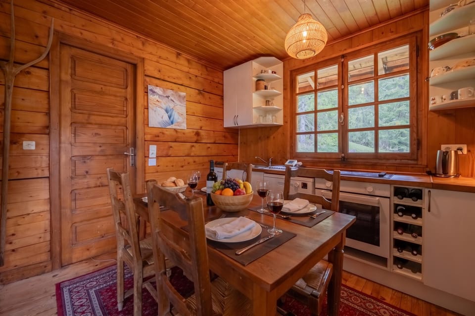 Kitchen and dining area