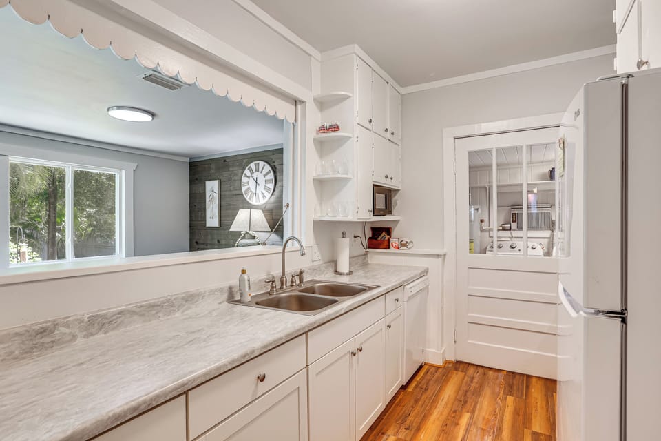 Fully equipped kitchen with cooking basics and a Keurig coffee maker