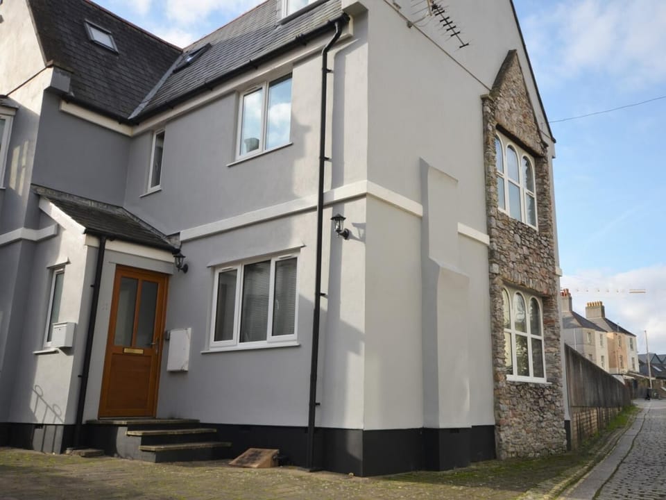 View of the front of the property