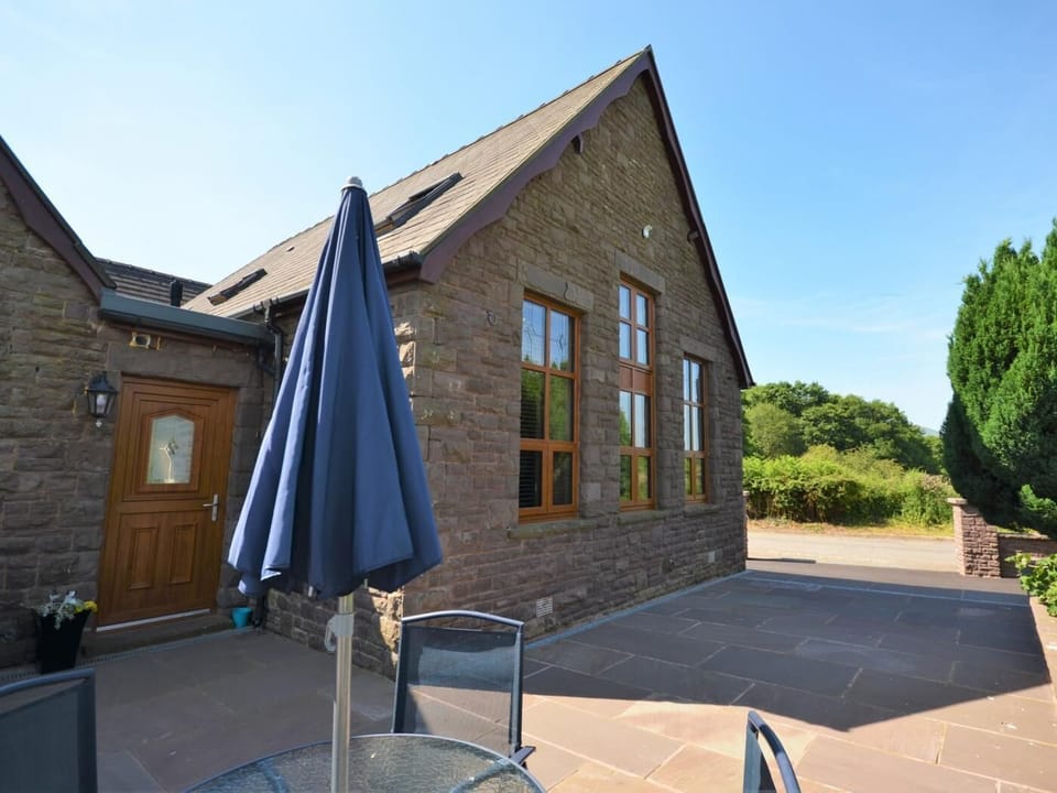 Beautifully converted old school house, ideal for a break away with family or friends