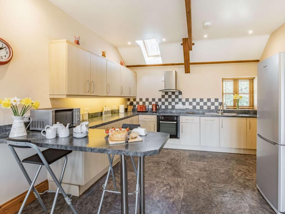 Well equipped kitchen