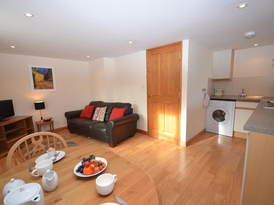Lounge/kitchen/dining area
